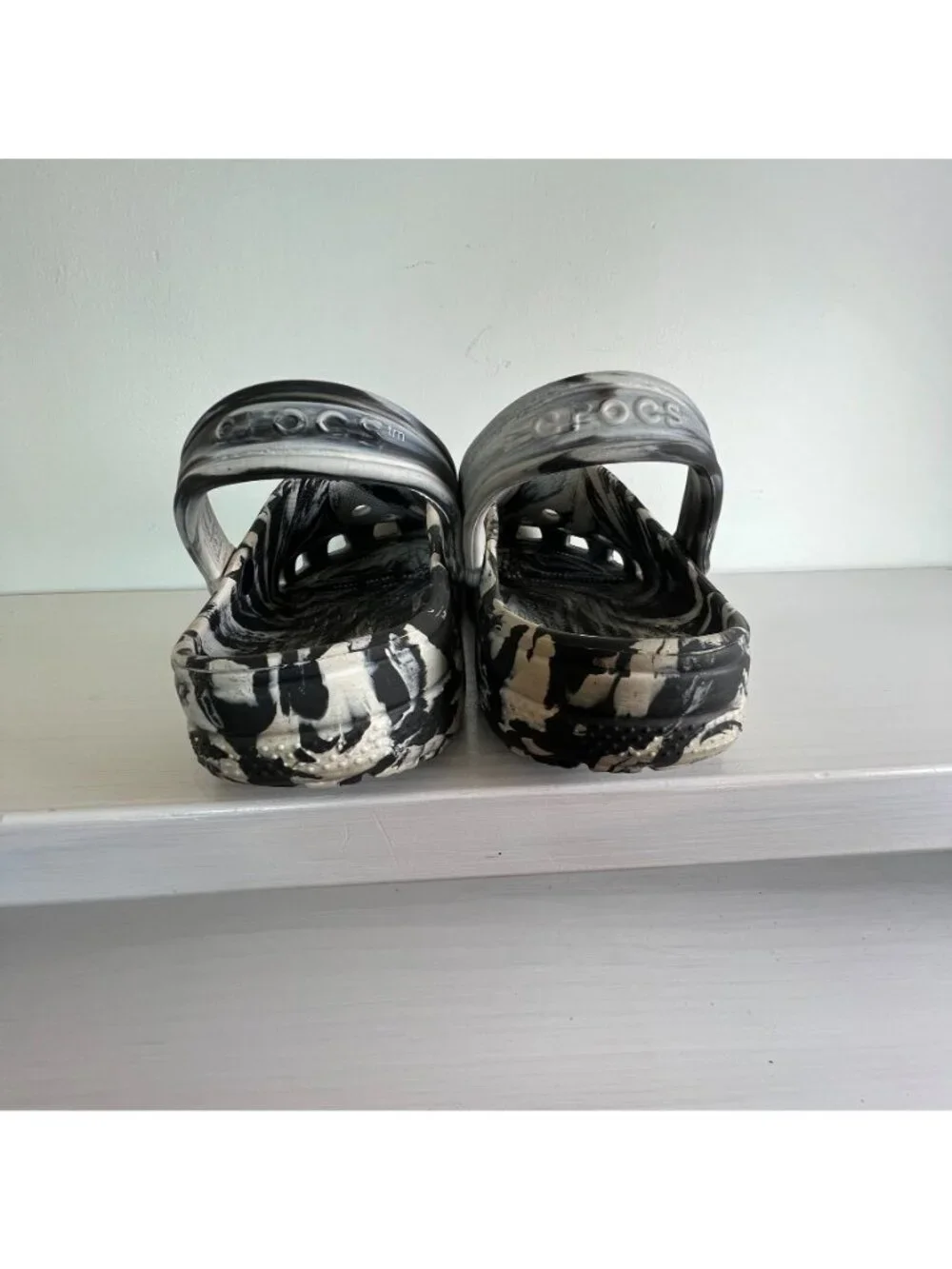 Crocs Classic Marbled Clogs Black White Swirl Slip On Shoes Mens 11 Womens 13